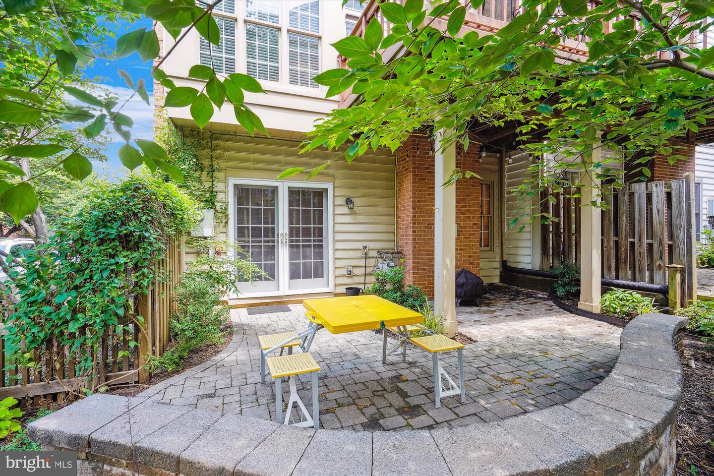 4692 KIRKPATRICK LN, ALEXANDRIA, Virginia 22311, 3 Bedrooms Bedrooms, ,3 BathroomsBathrooms,Residential,For sale,4692 KIRKPATRICK LN,VAAX2046966 MLS # VAAX2046966