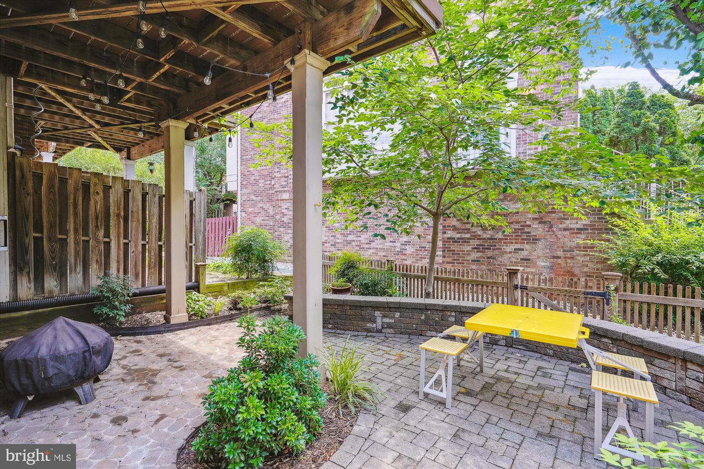 4692 KIRKPATRICK LN, ALEXANDRIA, Virginia 22311, 3 Bedrooms Bedrooms, ,3 BathroomsBathrooms,Residential,For sale,4692 KIRKPATRICK LN,VAAX2046966 MLS # VAAX2046966