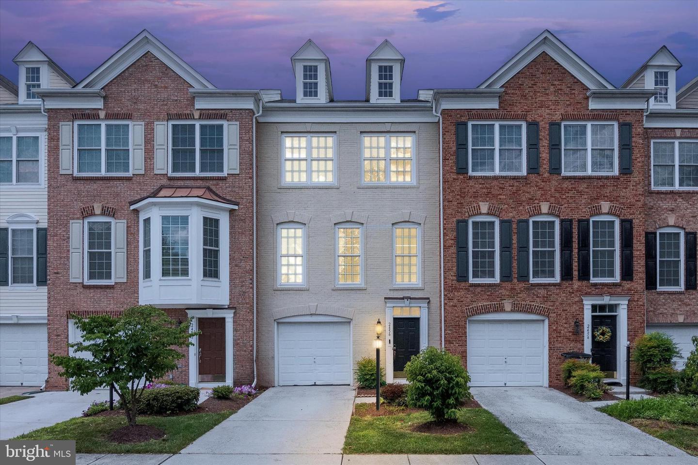 2456 ACORN HOLLOW LN, HERNDON, Virginia 20171, 4 Bedrooms Bedrooms, ,3 BathroomsBathrooms,Residential,For sale,2456 ACORN HOLLOW LN,VAFX2253194 MLS # VAFX2253194