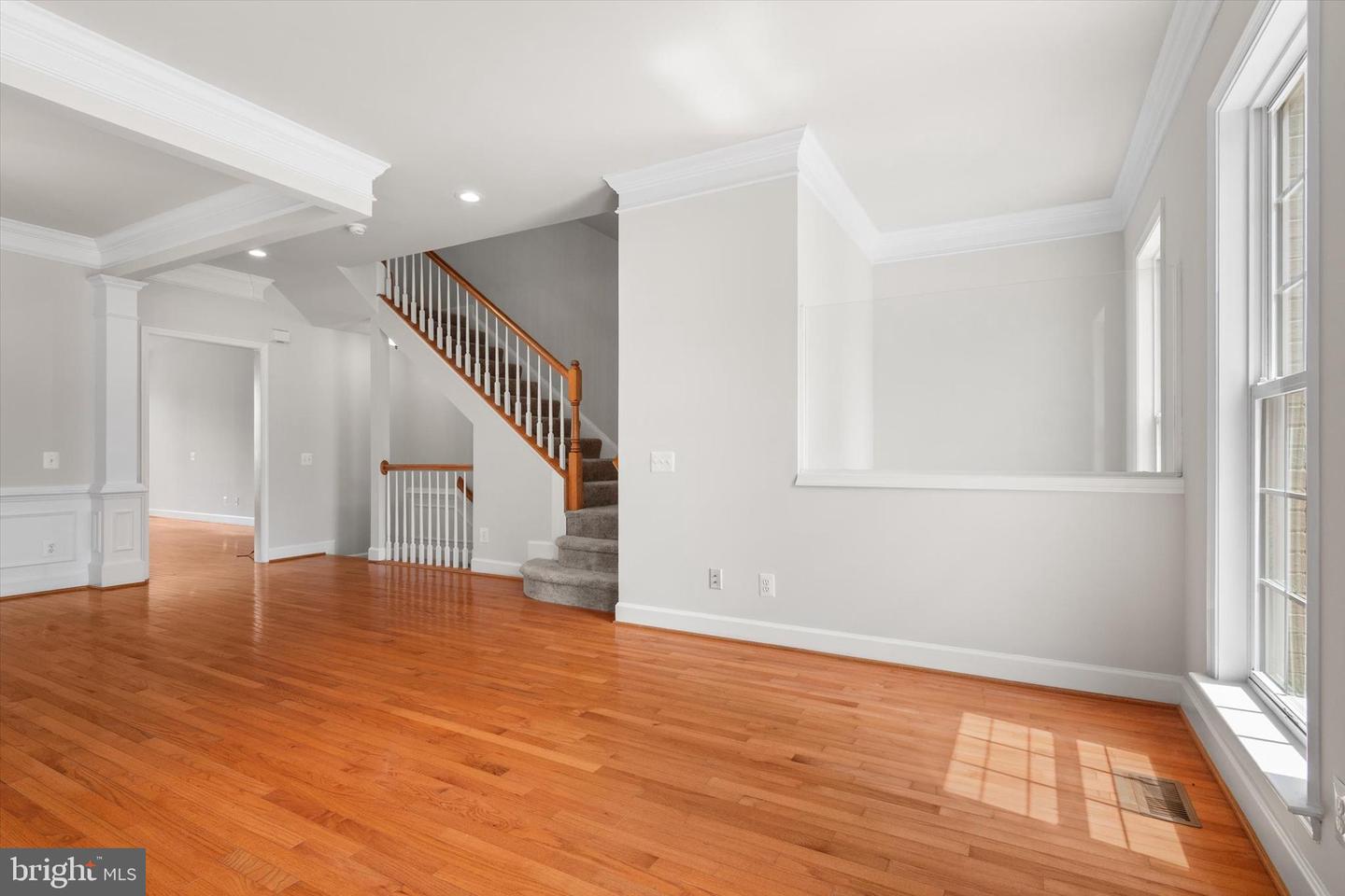 2456 ACORN HOLLOW LN, HERNDON, Virginia 20171, 4 Bedrooms Bedrooms, ,3 BathroomsBathrooms,Residential,For sale,2456 ACORN HOLLOW LN,VAFX2253194 MLS # VAFX2253194