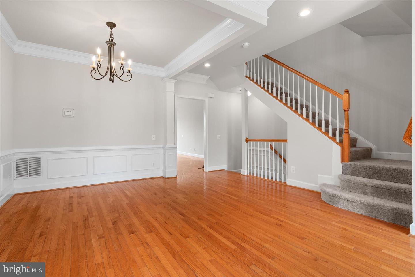 2456 ACORN HOLLOW LN, HERNDON, Virginia 20171, 4 Bedrooms Bedrooms, ,3 BathroomsBathrooms,Residential,For sale,2456 ACORN HOLLOW LN,VAFX2253194 MLS # VAFX2253194