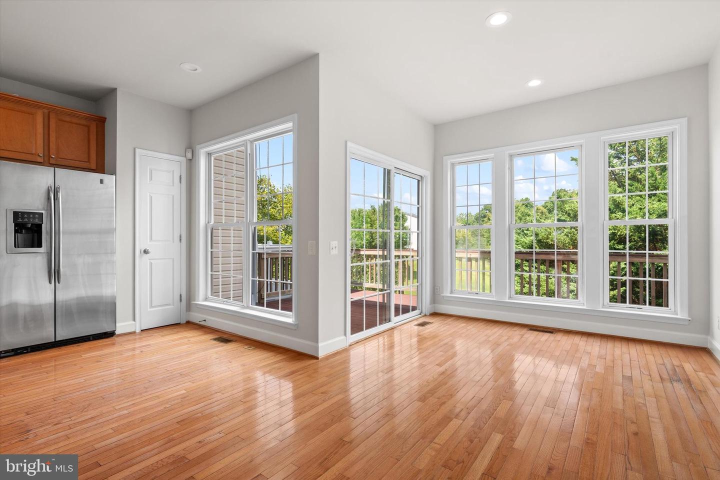 2456 ACORN HOLLOW LN, HERNDON, Virginia 20171, 4 Bedrooms Bedrooms, ,3 BathroomsBathrooms,Residential,For sale,2456 ACORN HOLLOW LN,VAFX2253194 MLS # VAFX2253194
