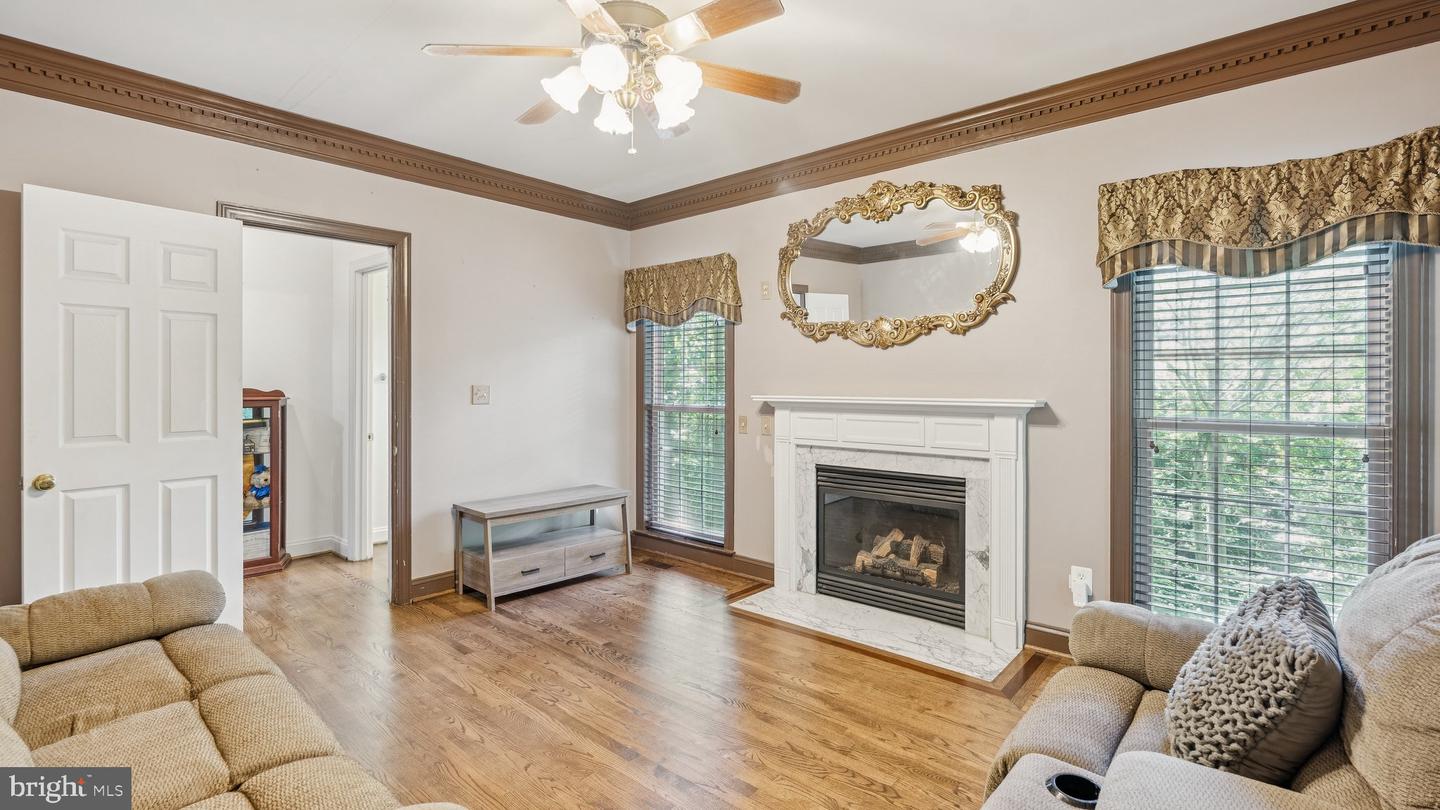 3 KIRKLEY PL, FREDERICKSBURG, Virginia 22406, 5 Bedrooms Bedrooms, ,4 BathroomsBathrooms,Residential,For sale,3 KIRKLEY PL,VAST2040458 MLS # VAST2040458