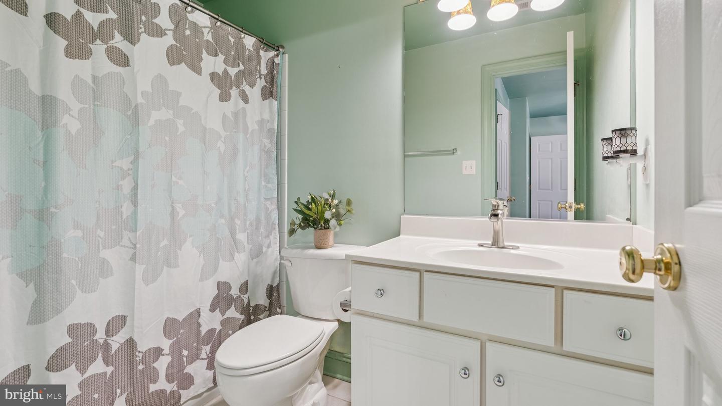3 KIRKLEY PL, FREDERICKSBURG, Virginia 22406, 5 Bedrooms Bedrooms, ,4 BathroomsBathrooms,Residential,For sale,3 KIRKLEY PL,VAST2040458 MLS # VAST2040458