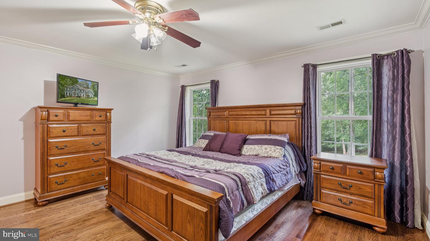3 KIRKLEY PL, FREDERICKSBURG, Virginia 22406, 5 Bedrooms Bedrooms, ,4 BathroomsBathrooms,Residential,For sale,3 KIRKLEY PL,VAST2040458 MLS # VAST2040458