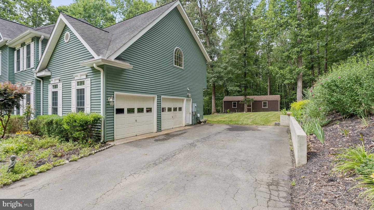 3 KIRKLEY PL, FREDERICKSBURG, Virginia 22406, 5 Bedrooms Bedrooms, ,4 BathroomsBathrooms,Residential,For sale,3 KIRKLEY PL,VAST2040458 MLS # VAST2040458