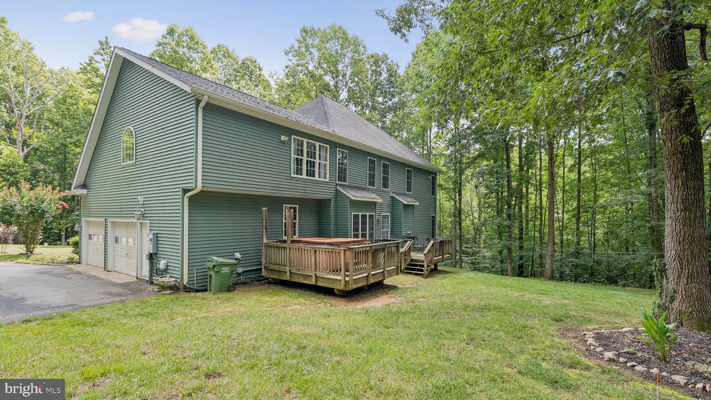 3 KIRKLEY PL, FREDERICKSBURG, Virginia 22406, 5 Bedrooms Bedrooms, ,4 BathroomsBathrooms,Residential,For sale,3 KIRKLEY PL,VAST2040458 MLS # VAST2040458