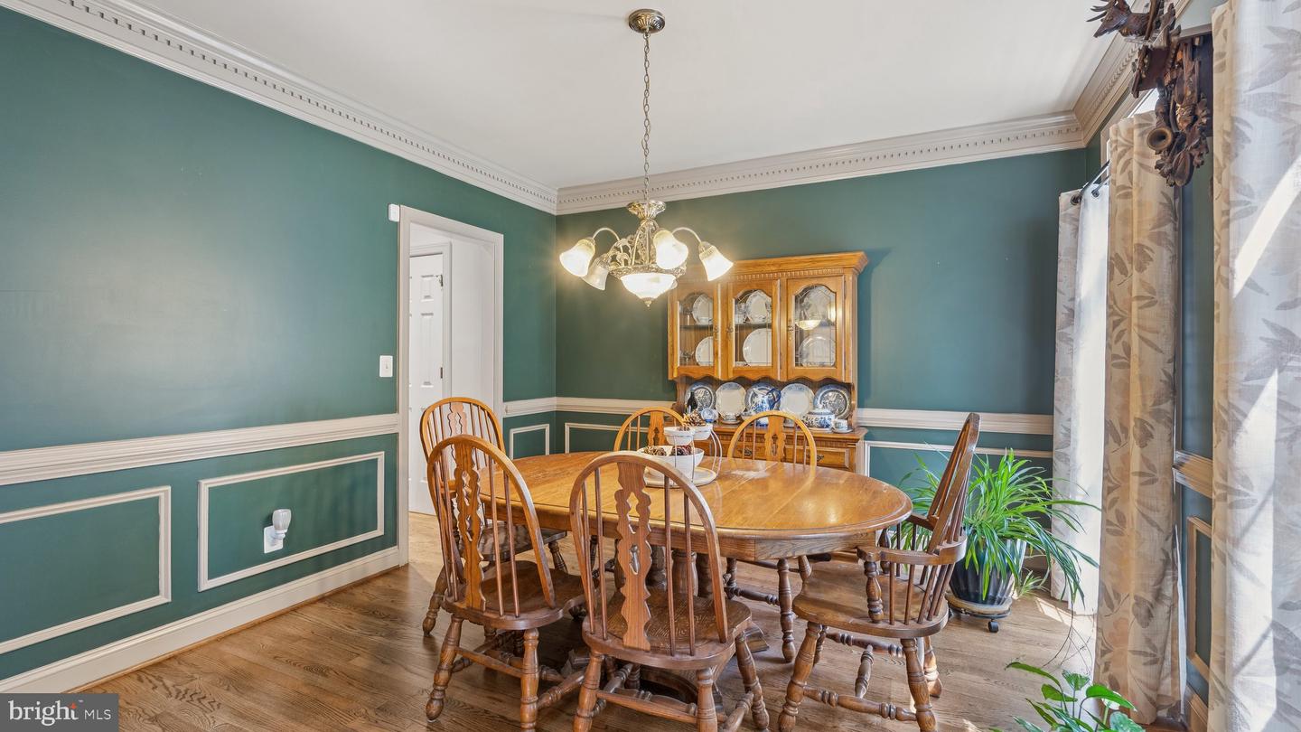 3 KIRKLEY PL, FREDERICKSBURG, Virginia 22406, 5 Bedrooms Bedrooms, ,4 BathroomsBathrooms,Residential,For sale,3 KIRKLEY PL,VAST2040458 MLS # VAST2040458