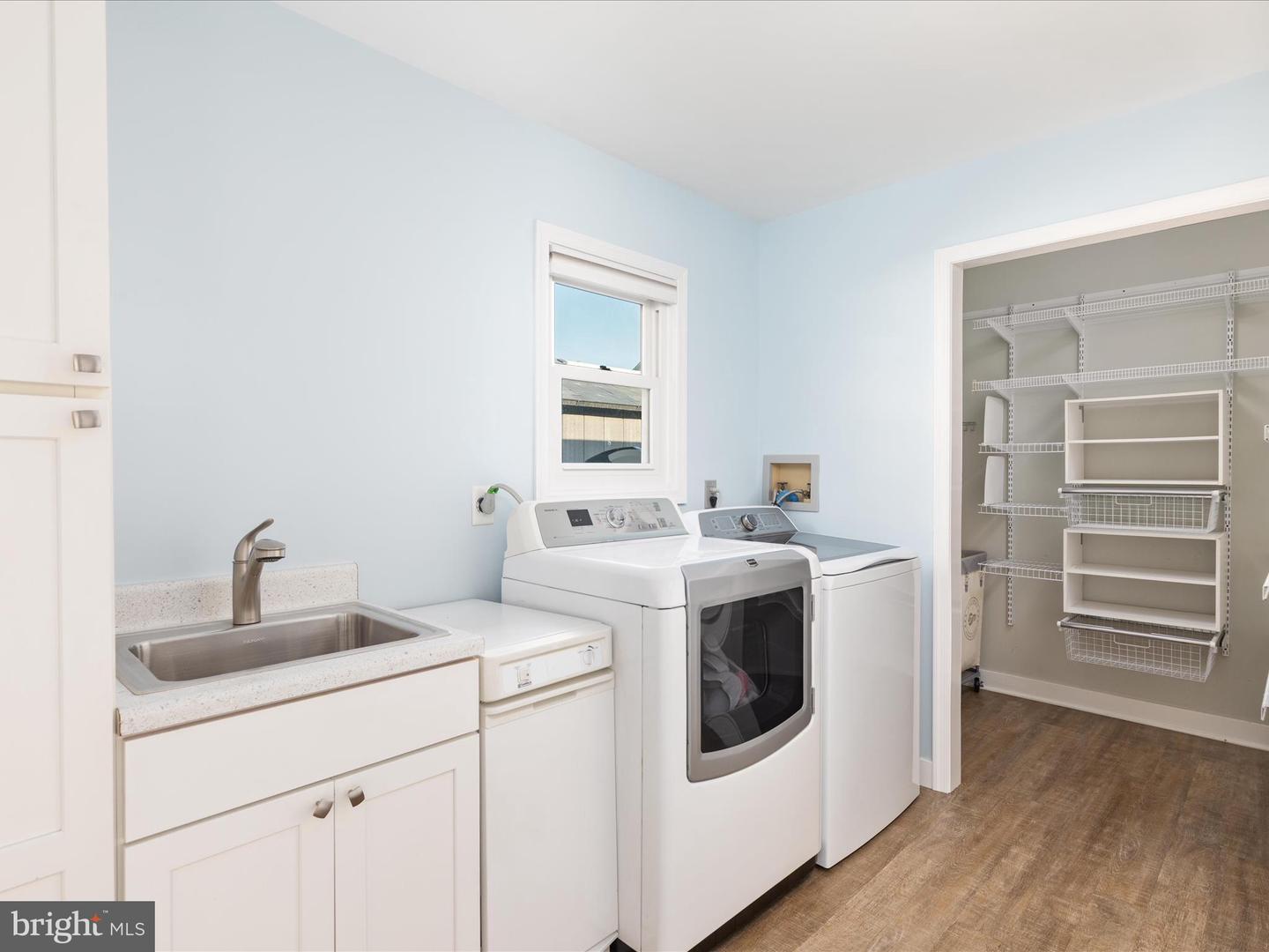 1911 WAYLAND DR, WINCHESTER, Virginia 22601, 2 Bedrooms Bedrooms, ,2 BathroomsBathrooms,Residential,For sale,1911 WAYLAND DR,VAFV2035302 MLS # VAFV2035302