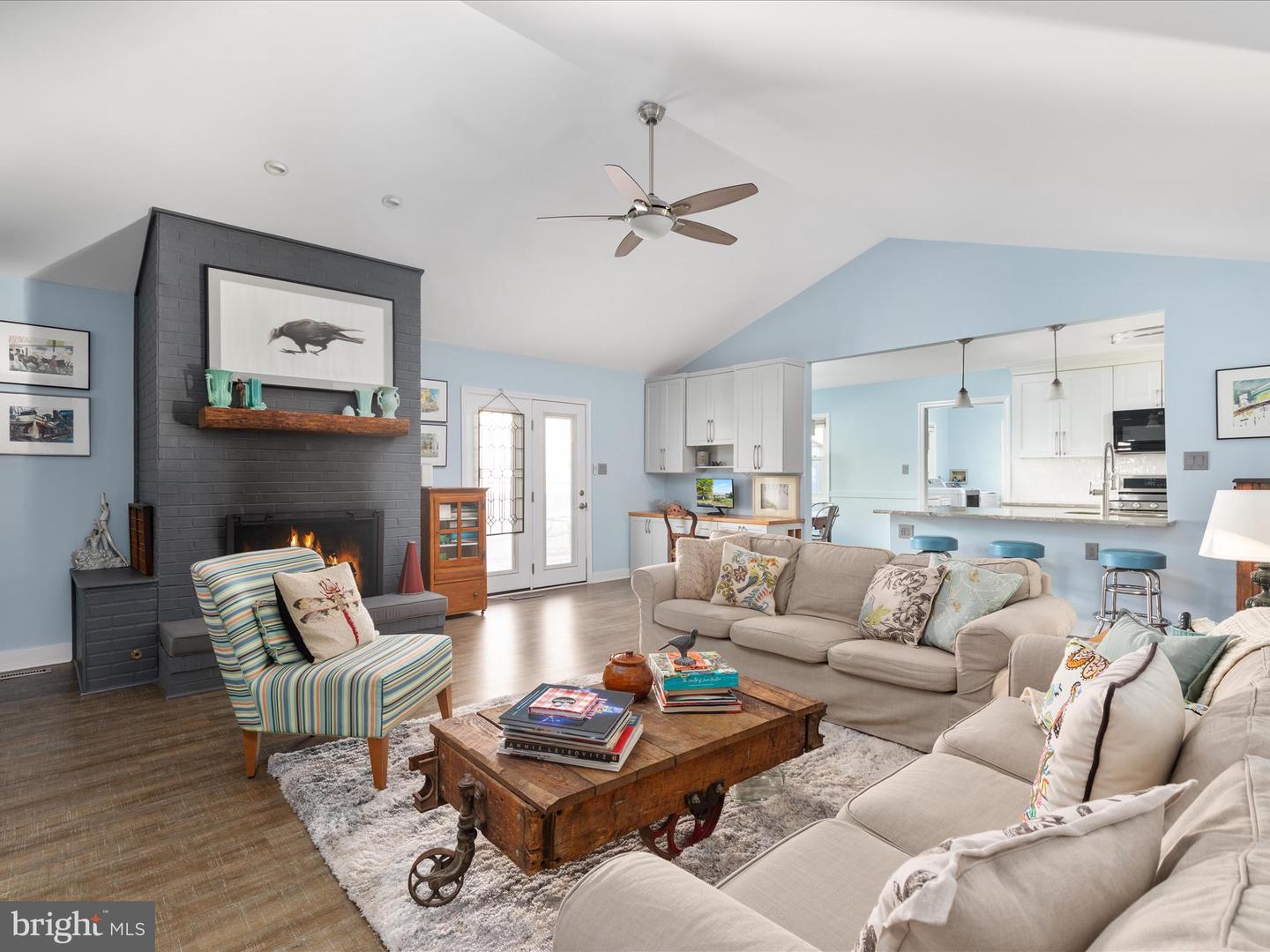 1911 WAYLAND DR, WINCHESTER, Virginia 22601, 2 Bedrooms Bedrooms, ,2 BathroomsBathrooms,Residential,For sale,1911 WAYLAND DR,VAFV2035302 MLS # VAFV2035302