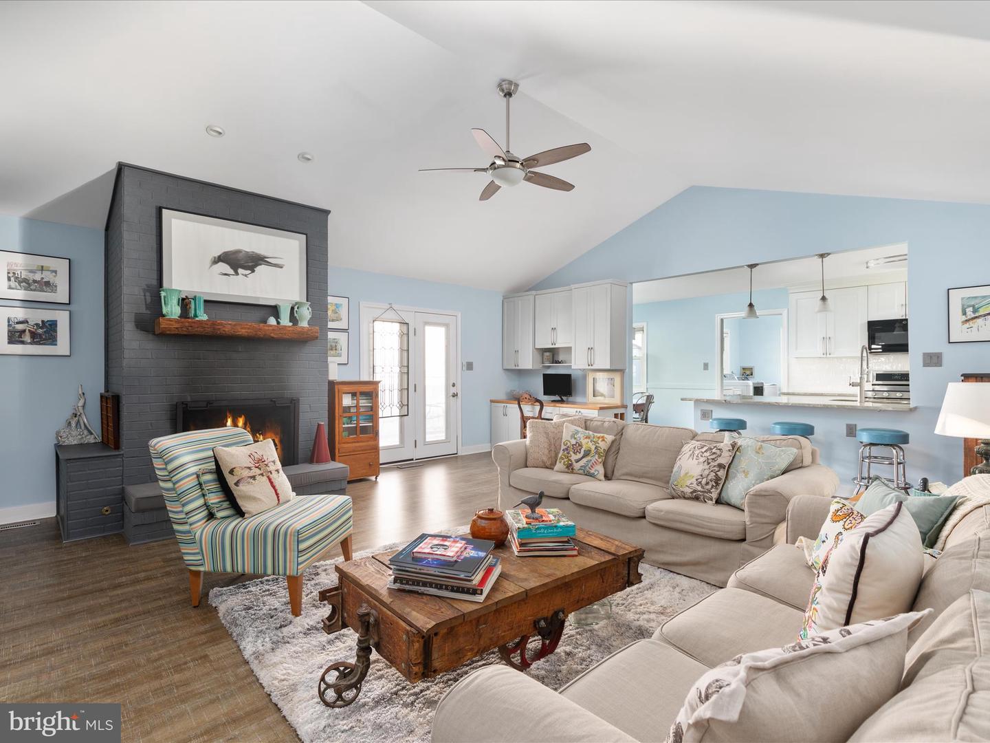 1911 WAYLAND DR, WINCHESTER, Virginia 22601, 2 Bedrooms Bedrooms, ,2 BathroomsBathrooms,Residential,For sale,1911 WAYLAND DR,VAFV2035302 MLS # VAFV2035302