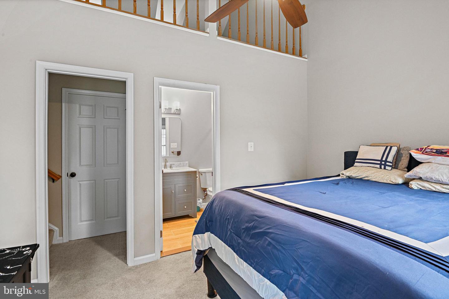 20144 CREW SQ, ASHBURN, Virginia 20147, 2 Bedrooms Bedrooms, ,3 BathroomsBathrooms,Residential,For sale,20144 CREW SQ,VALO2101352 MLS # VALO2101352