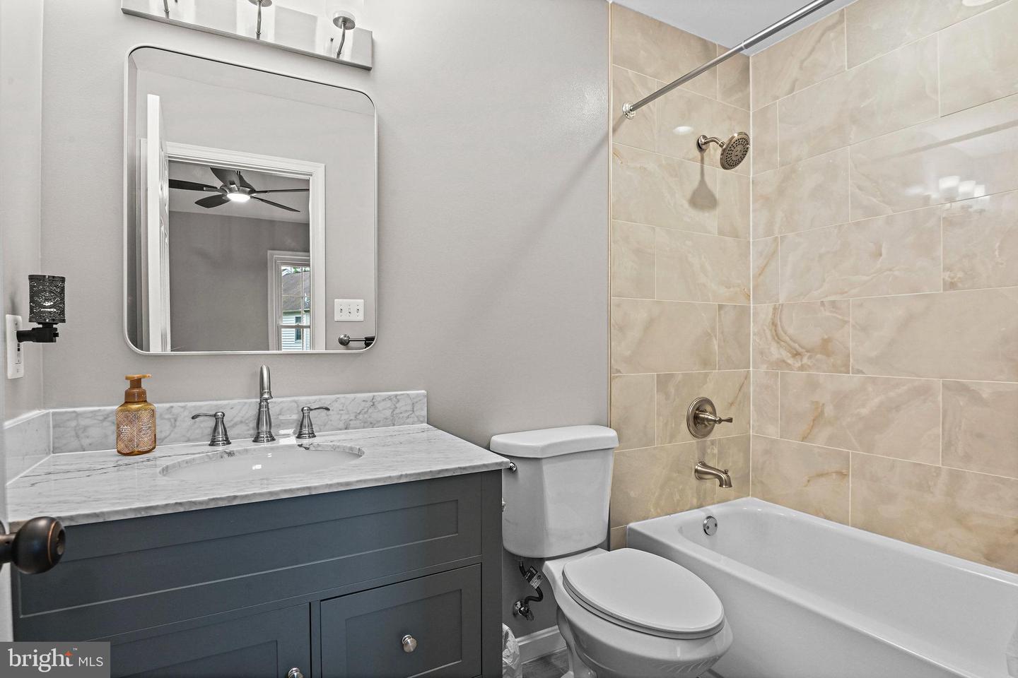 20144 CREW SQ, ASHBURN, Virginia 20147, 2 Bedrooms Bedrooms, ,3 BathroomsBathrooms,Residential,For sale,20144 CREW SQ,VALO2101352 MLS # VALO2101352