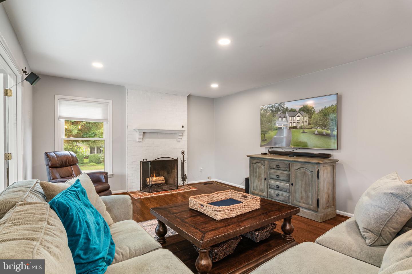 15032 GREENMOUNT DR, WOODBRIDGE, Virginia 22193, 4 Bedrooms Bedrooms, ,3 BathroomsBathrooms,Residential,For sale,15032 GREENMOUNT DR,VAPW2098740 MLS # VAPW2098740