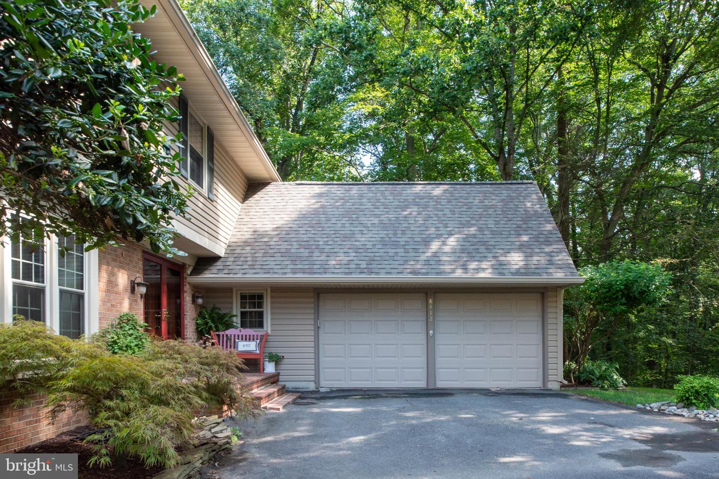 8412 SWEET PINE CT, SPRINGFIELD, Virginia 22153, 5 Bedrooms Bedrooms, ,4 BathroomsBathrooms,Residential,For sale,8412 SWEET PINE CT,VAFX2254322 MLS # VAFX2254322