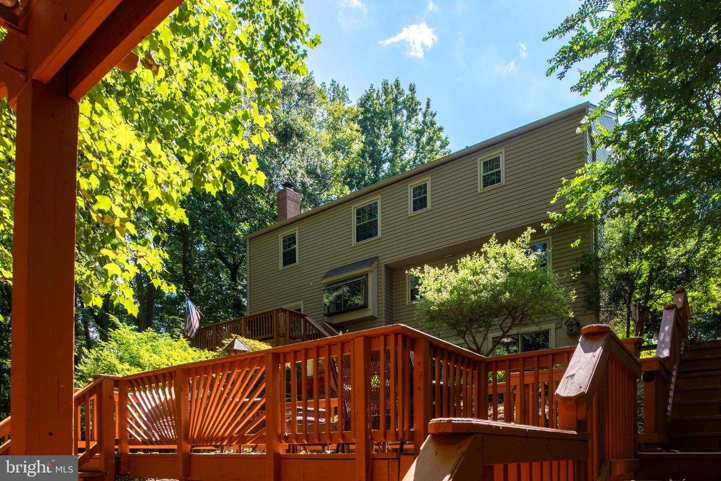 8412 SWEET PINE CT, SPRINGFIELD, Virginia 22153, 5 Bedrooms Bedrooms, ,4 BathroomsBathrooms,Residential,For sale,8412 SWEET PINE CT,VAFX2254322 MLS # VAFX2254322
