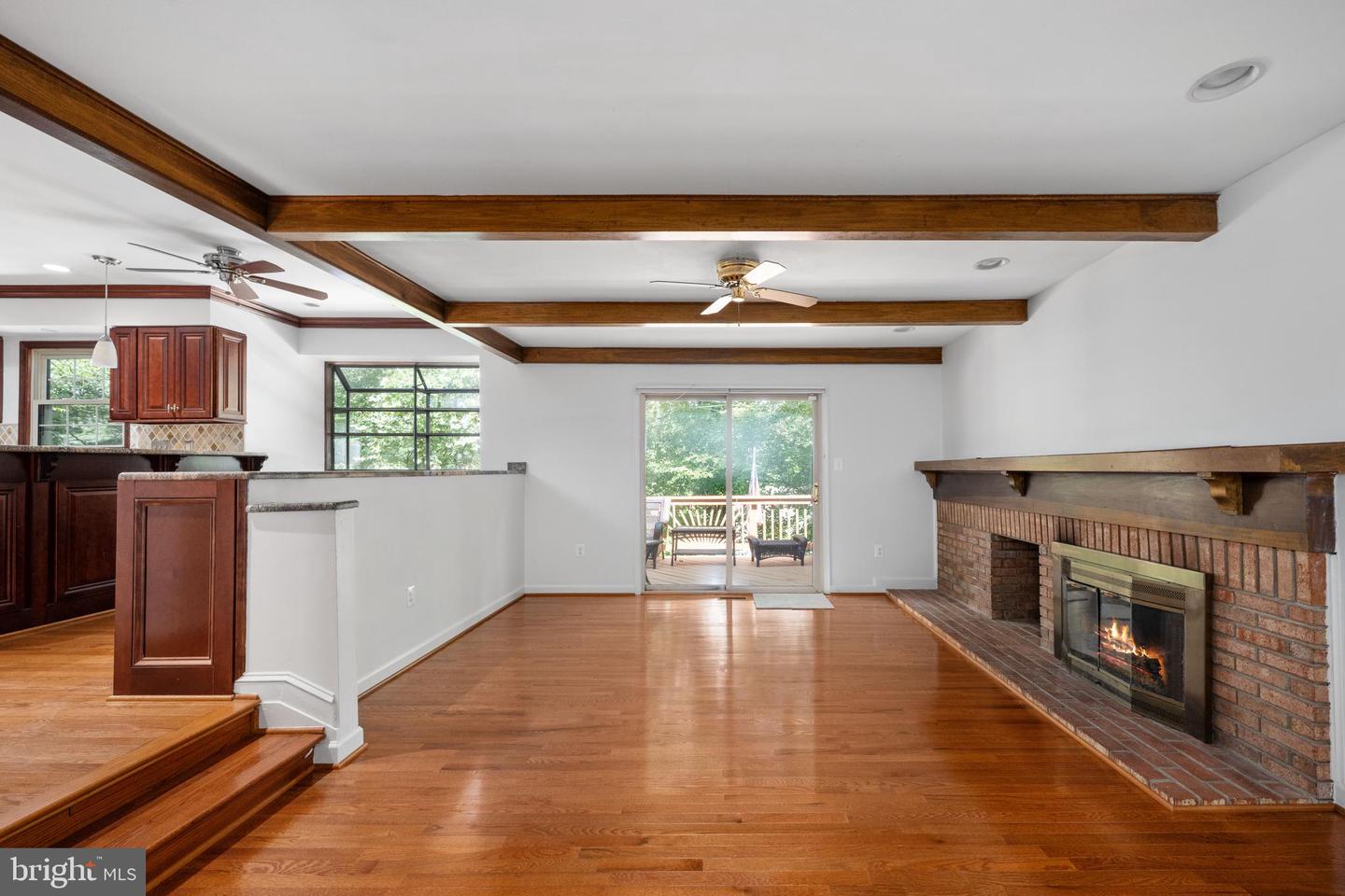8412 SWEET PINE CT, SPRINGFIELD, Virginia 22153, 5 Bedrooms Bedrooms, ,4 BathroomsBathrooms,Residential,For sale,8412 SWEET PINE CT,VAFX2254322 MLS # VAFX2254322