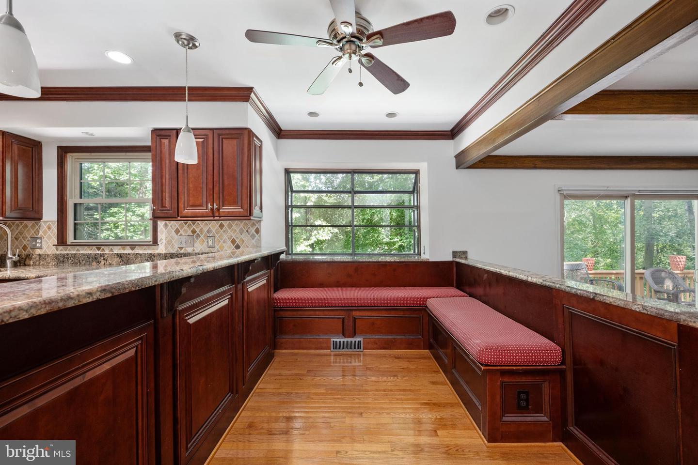 8412 SWEET PINE CT, SPRINGFIELD, Virginia 22153, 5 Bedrooms Bedrooms, ,4 BathroomsBathrooms,Residential,For sale,8412 SWEET PINE CT,VAFX2254322 MLS # VAFX2254322