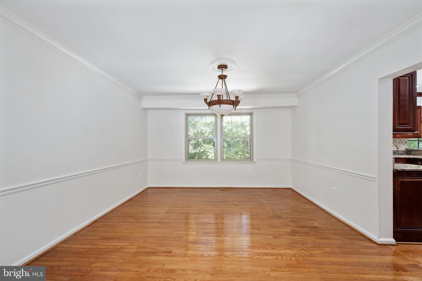8412 SWEET PINE CT, SPRINGFIELD, Virginia 22153, 5 Bedrooms Bedrooms, ,4 BathroomsBathrooms,Residential,For sale,8412 SWEET PINE CT,VAFX2254322 MLS # VAFX2254322