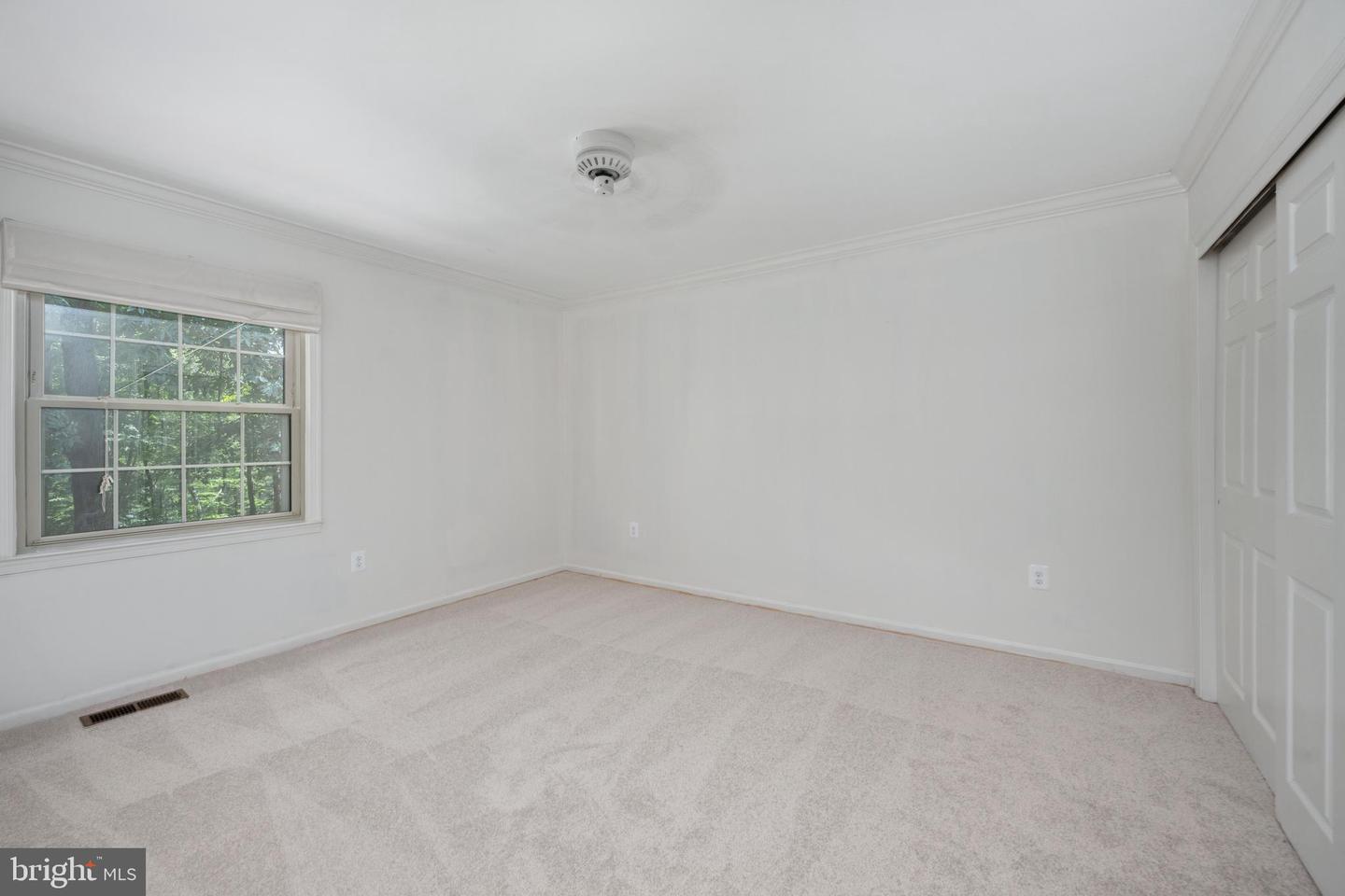 8412 SWEET PINE CT, SPRINGFIELD, Virginia 22153, 5 Bedrooms Bedrooms, ,4 BathroomsBathrooms,Residential,For sale,8412 SWEET PINE CT,VAFX2254322 MLS # VAFX2254322