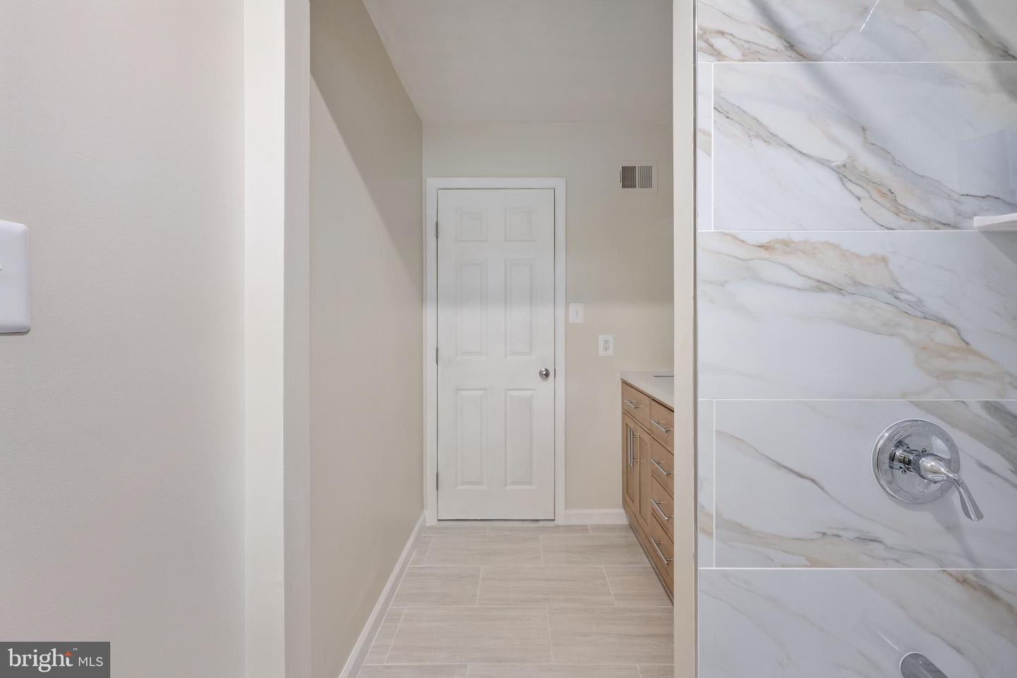 8412 SWEET PINE CT, SPRINGFIELD, Virginia 22153, 5 Bedrooms Bedrooms, ,4 BathroomsBathrooms,Residential,For sale,8412 SWEET PINE CT,VAFX2254322 MLS # VAFX2254322