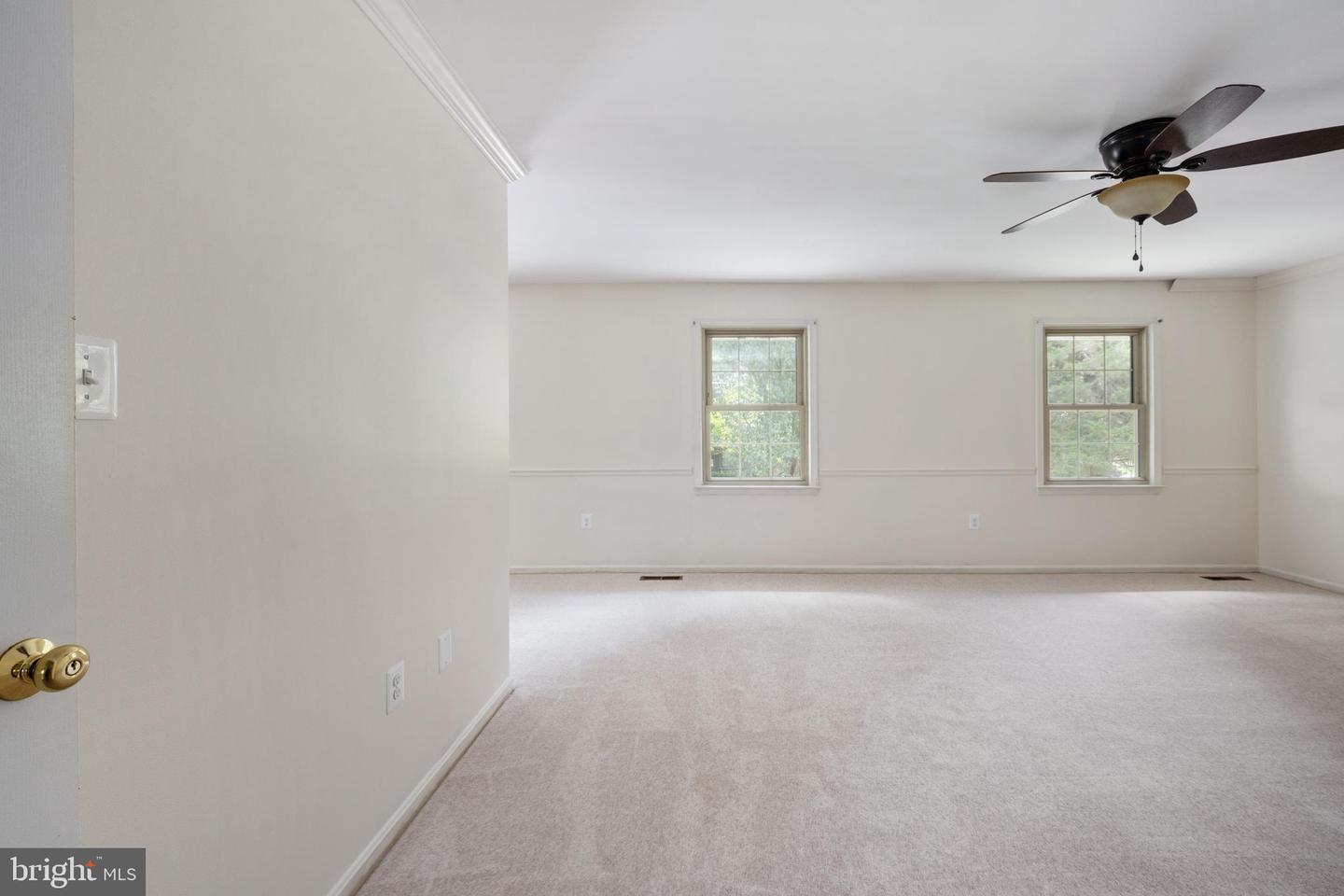 8412 SWEET PINE CT, SPRINGFIELD, Virginia 22153, 5 Bedrooms Bedrooms, ,4 BathroomsBathrooms,Residential,For sale,8412 SWEET PINE CT,VAFX2254322 MLS # VAFX2254322