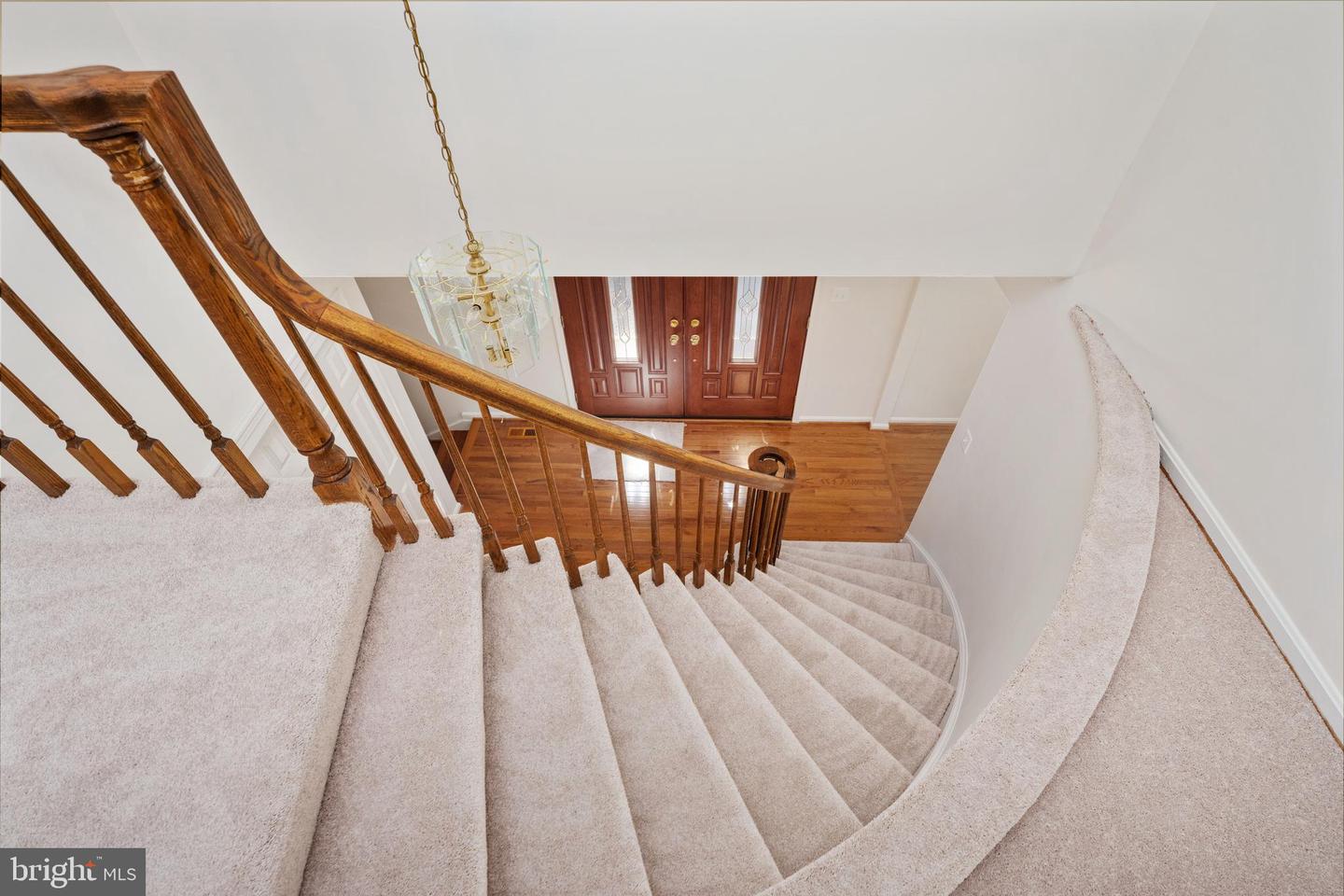 8412 SWEET PINE CT, SPRINGFIELD, Virginia 22153, 5 Bedrooms Bedrooms, ,4 BathroomsBathrooms,Residential,For sale,8412 SWEET PINE CT,VAFX2254322 MLS # VAFX2254322