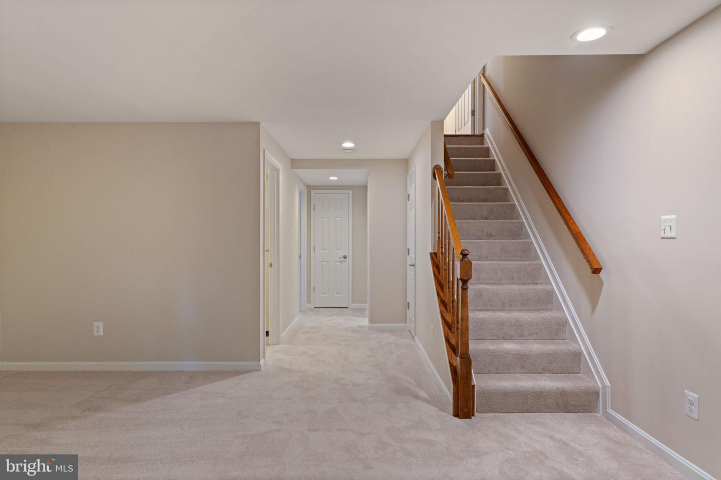 8037 TANWORTH CT, SPRINGFIELD, Virginia 22152, 4 Bedrooms Bedrooms, ,3 BathroomsBathrooms,Residential,For sale,8037 TANWORTH CT,VAFX2254330 MLS # VAFX2254330