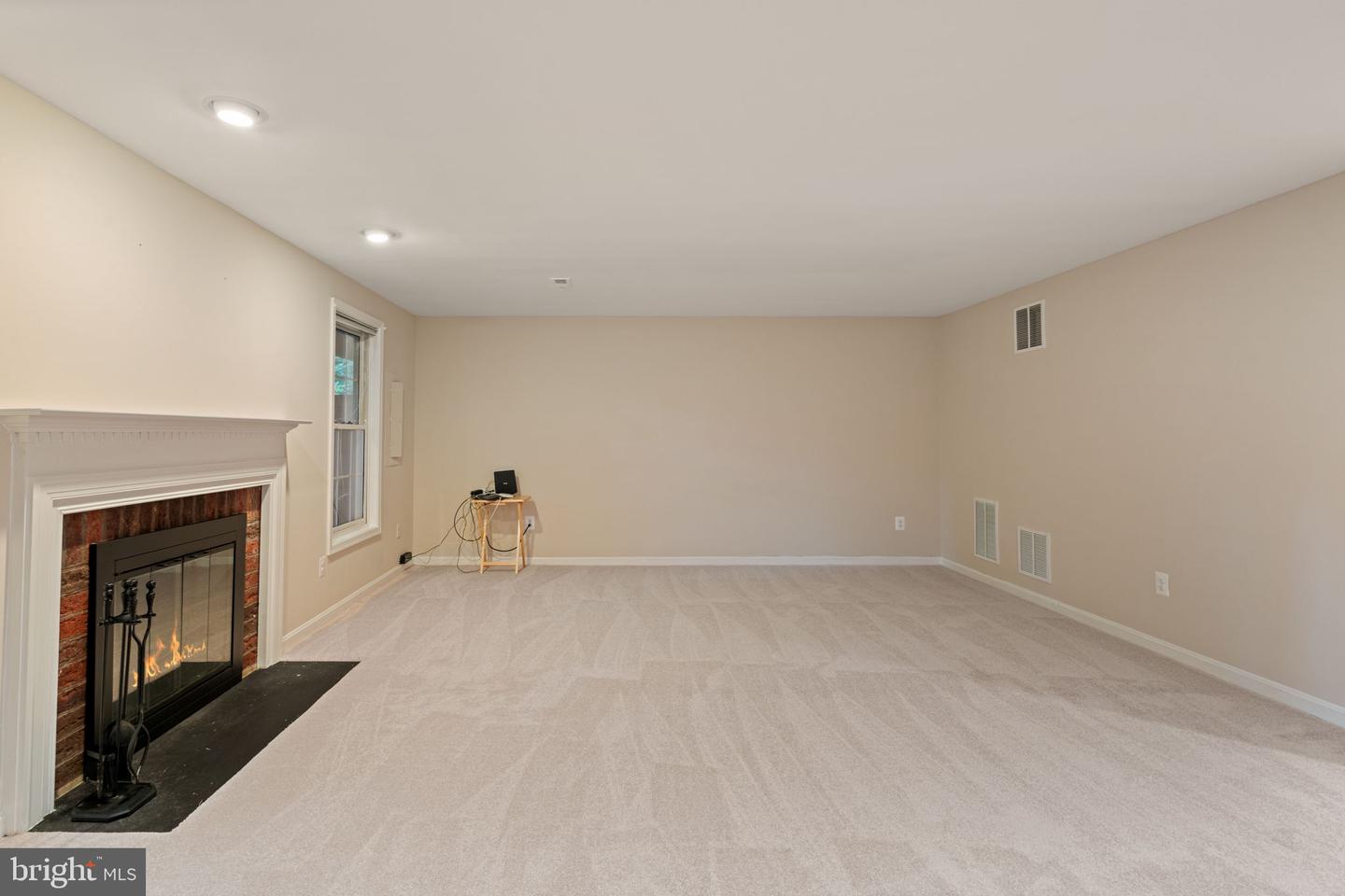 8037 TANWORTH CT, SPRINGFIELD, Virginia 22152, 4 Bedrooms Bedrooms, ,3 BathroomsBathrooms,Residential,For sale,8037 TANWORTH CT,VAFX2254330 MLS # VAFX2254330