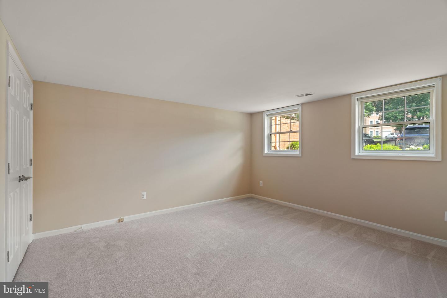 8037 TANWORTH CT, SPRINGFIELD, Virginia 22152, 4 Bedrooms Bedrooms, ,3 BathroomsBathrooms,Residential,For sale,8037 TANWORTH CT,VAFX2254330 MLS # VAFX2254330
