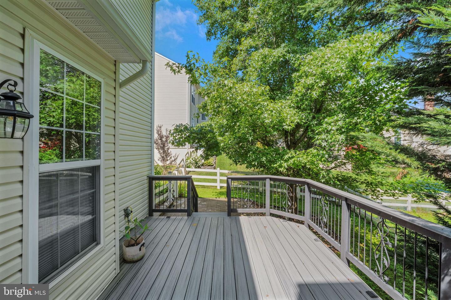 35540 COLLINGTON DR, ROUND HILL, Virginia 20141, 5 Bedrooms Bedrooms, ,3 BathroomsBathrooms,Residential,For sale,35540 COLLINGTON DR,VALO2101198 MLS # VALO2101198
