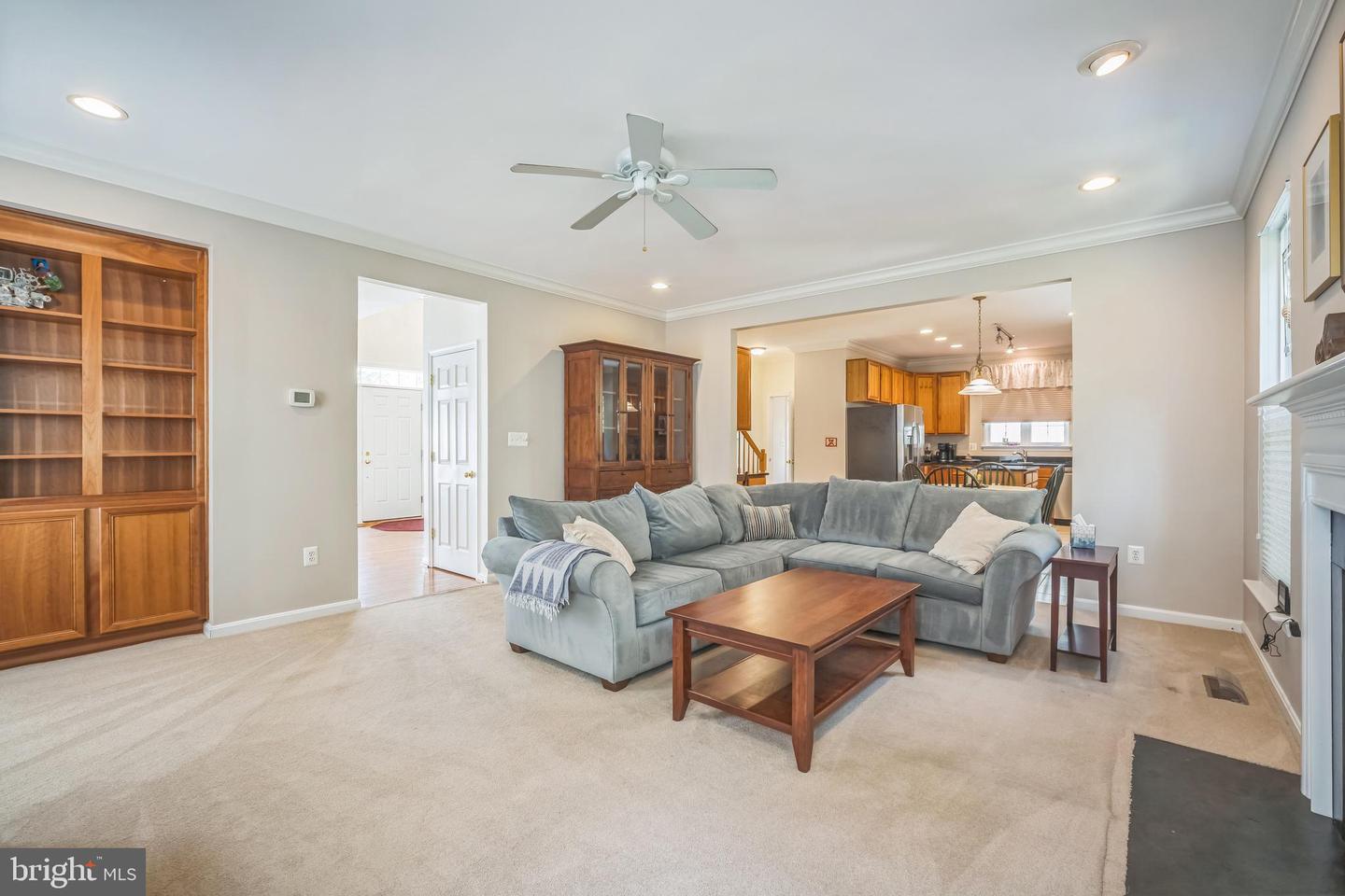 35540 COLLINGTON DR, ROUND HILL, Virginia 20141, 5 Bedrooms Bedrooms, ,3 BathroomsBathrooms,Residential,For sale,35540 COLLINGTON DR,VALO2101198 MLS # VALO2101198