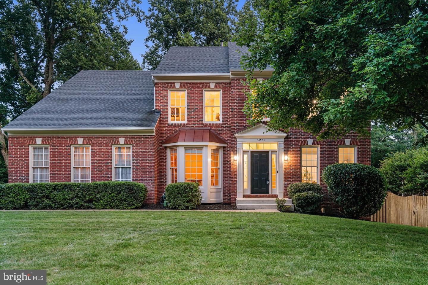 5271 TRACTOR LN, FAIRFAX, Virginia 22030, 5 Bedrooms Bedrooms, ,4 BathroomsBathrooms,Residential,For sale,5271 TRACTOR LN,VAFX2253790 MLS # VAFX2253790