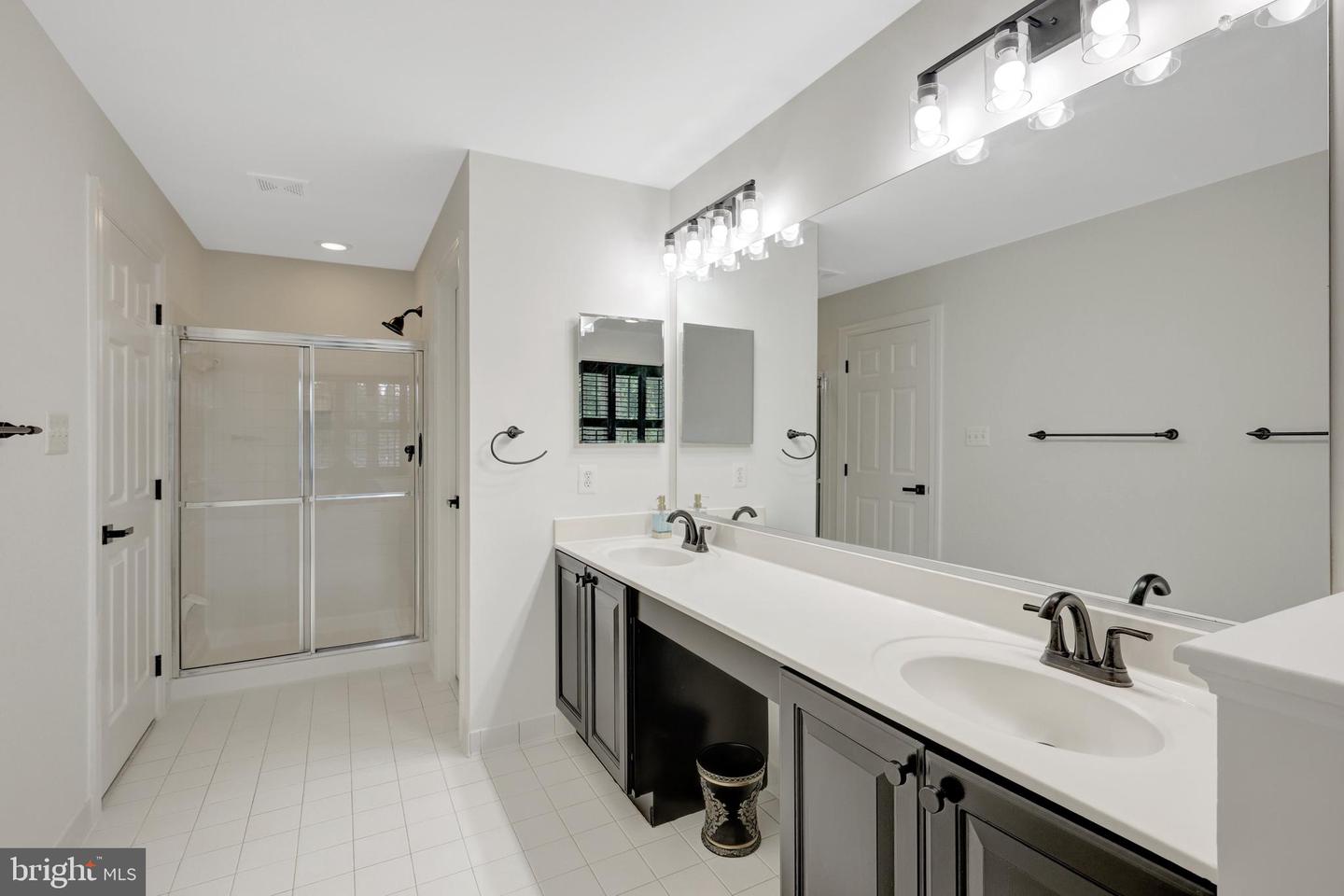 5271 TRACTOR LN, FAIRFAX, Virginia 22030, 5 Bedrooms Bedrooms, ,4 BathroomsBathrooms,Residential,For sale,5271 TRACTOR LN,VAFX2253790 MLS # VAFX2253790