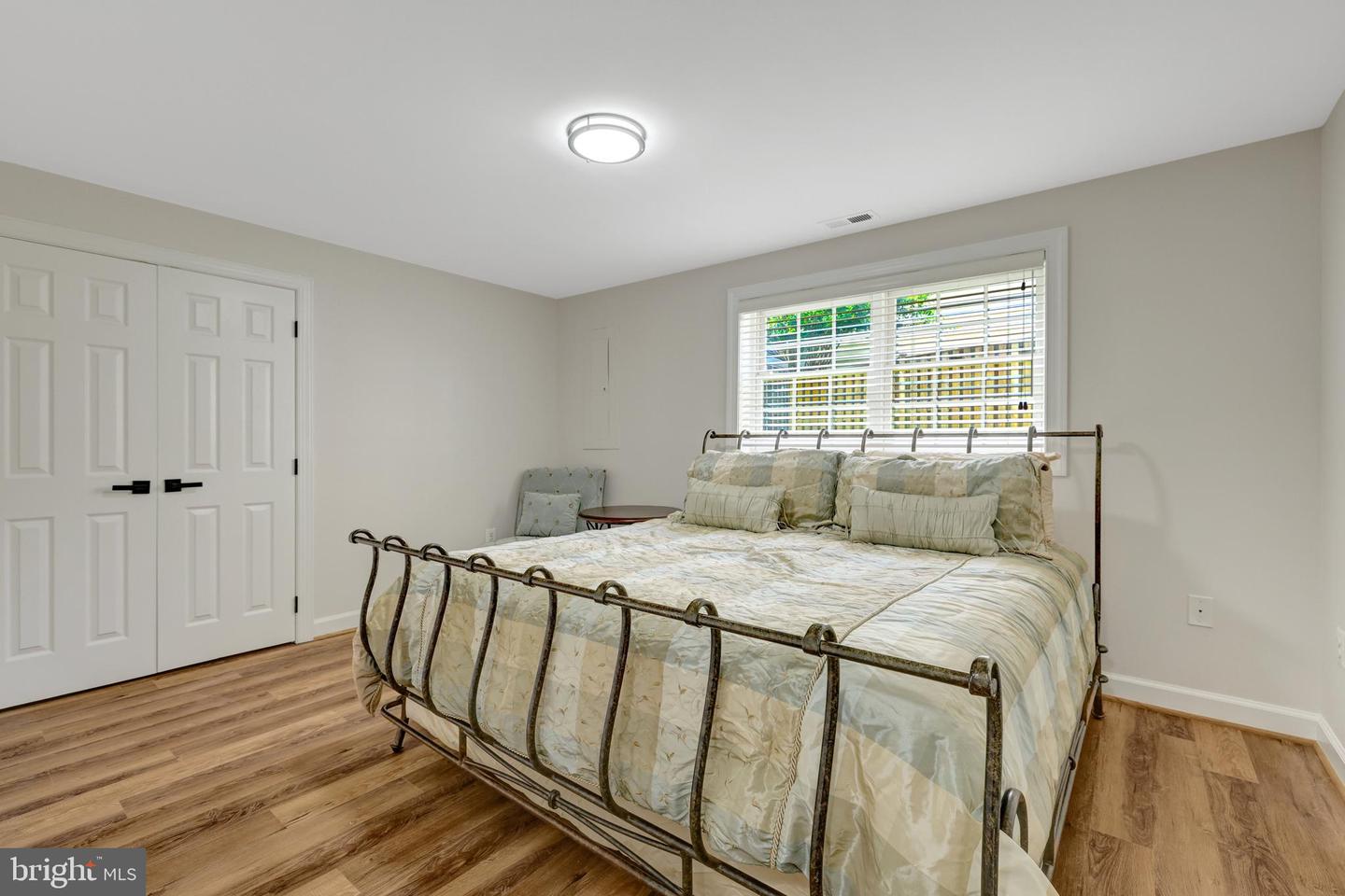 5271 TRACTOR LN, FAIRFAX, Virginia 22030, 5 Bedrooms Bedrooms, ,4 BathroomsBathrooms,Residential,For sale,5271 TRACTOR LN,VAFX2253790 MLS # VAFX2253790