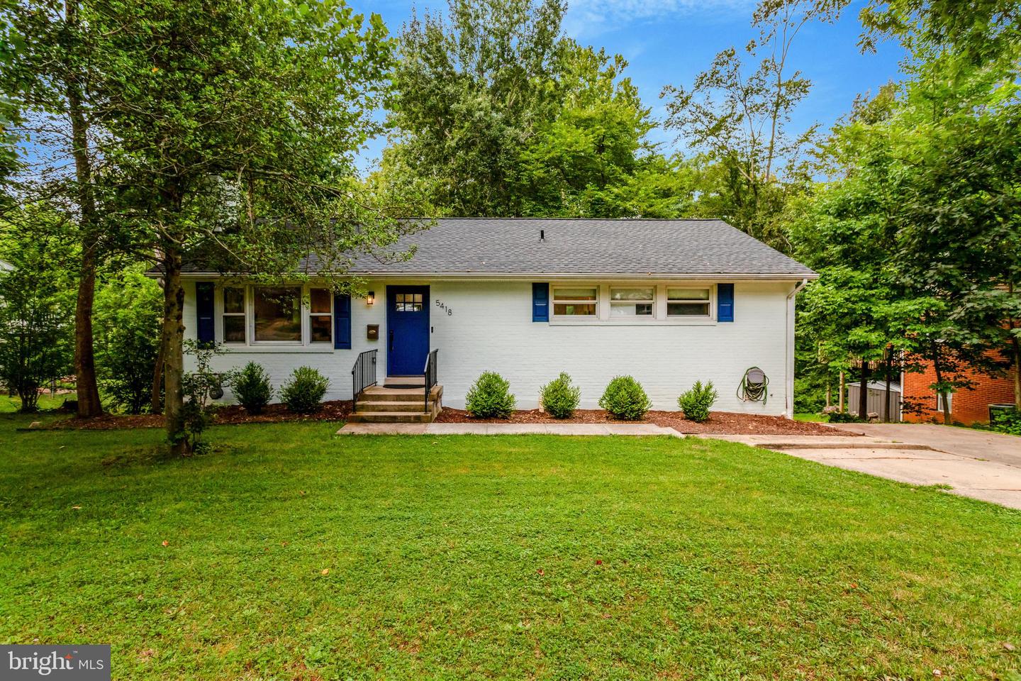 5418 INVERCHAPEL RD, SPRINGFIELD, Virginia 22151, 4 Bedrooms Bedrooms, ,3 BathroomsBathrooms,Residential,For sale,5418 INVERCHAPEL RD,VAFX2254392 MLS # VAFX2254392