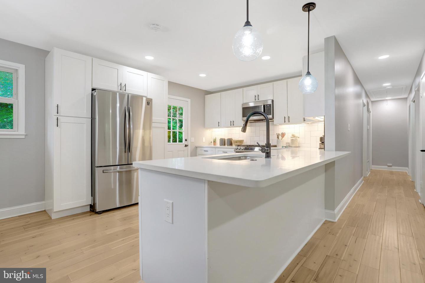 5418 INVERCHAPEL RD, SPRINGFIELD, Virginia 22151, 4 Bedrooms Bedrooms, ,3 BathroomsBathrooms,Residential,For sale,5418 INVERCHAPEL RD,VAFX2254392 MLS # VAFX2254392