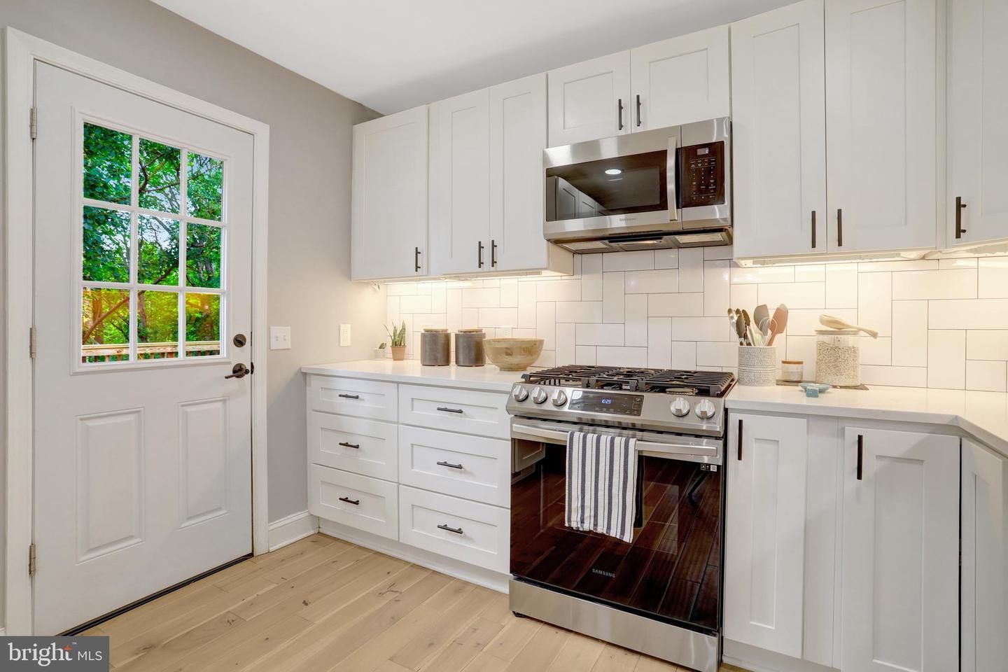 5418 INVERCHAPEL RD, SPRINGFIELD, Virginia 22151, 4 Bedrooms Bedrooms, ,3 BathroomsBathrooms,Residential,For sale,5418 INVERCHAPEL RD,VAFX2254392 MLS # VAFX2254392