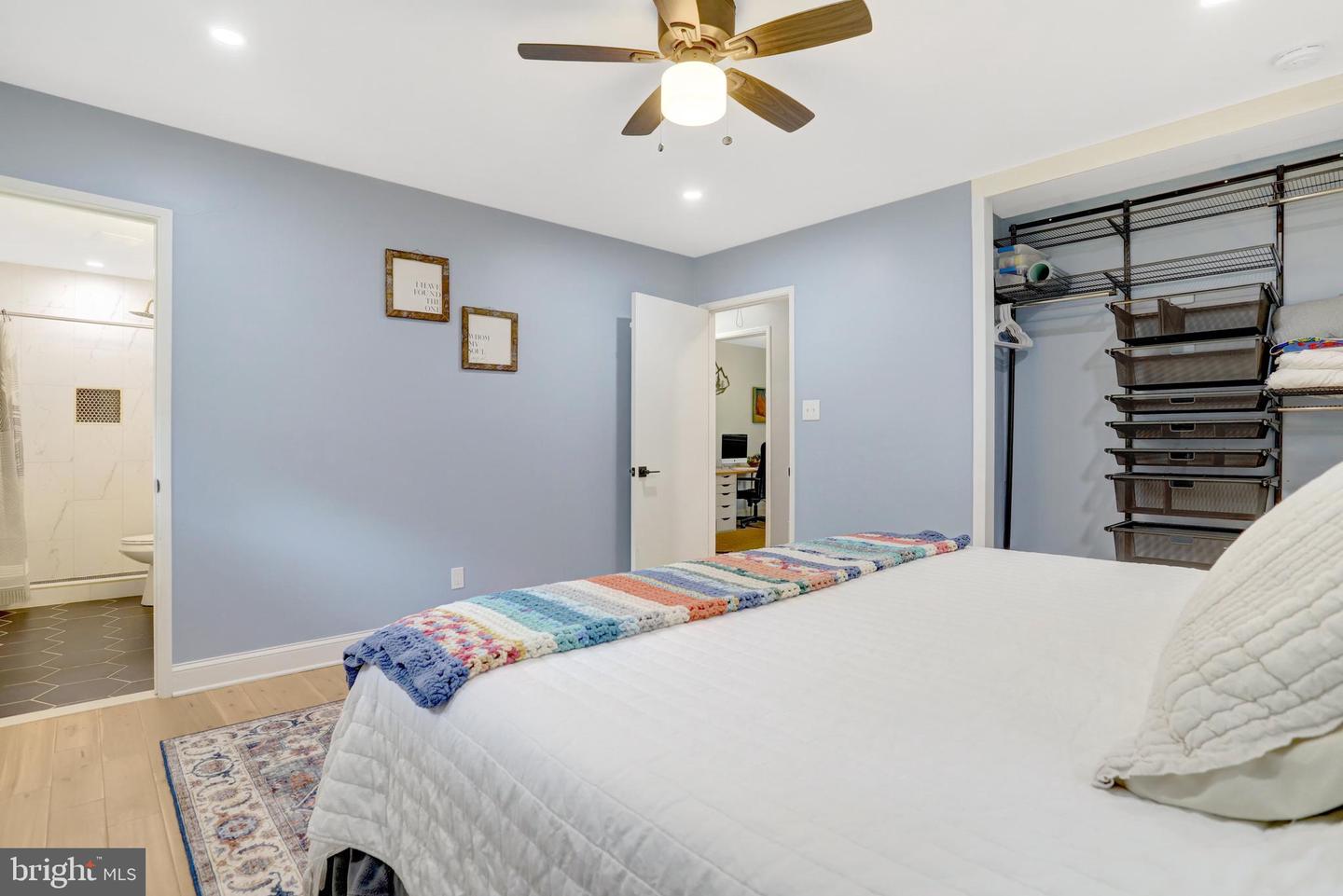 5418 INVERCHAPEL RD, SPRINGFIELD, Virginia 22151, 4 Bedrooms Bedrooms, ,3 BathroomsBathrooms,Residential,For sale,5418 INVERCHAPEL RD,VAFX2254392 MLS # VAFX2254392