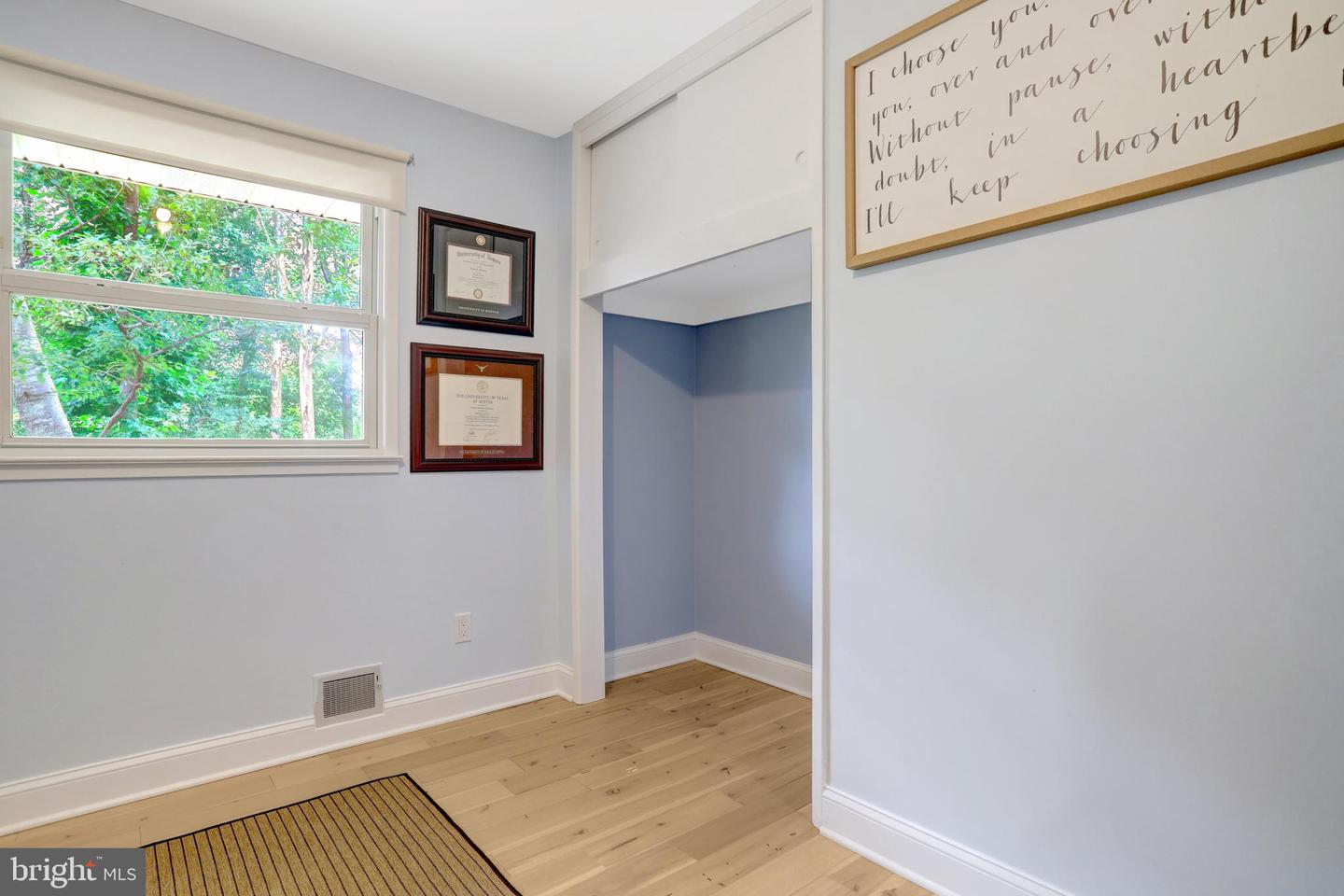 5418 INVERCHAPEL RD, SPRINGFIELD, Virginia 22151, 4 Bedrooms Bedrooms, ,3 BathroomsBathrooms,Residential,For sale,5418 INVERCHAPEL RD,VAFX2254392 MLS # VAFX2254392