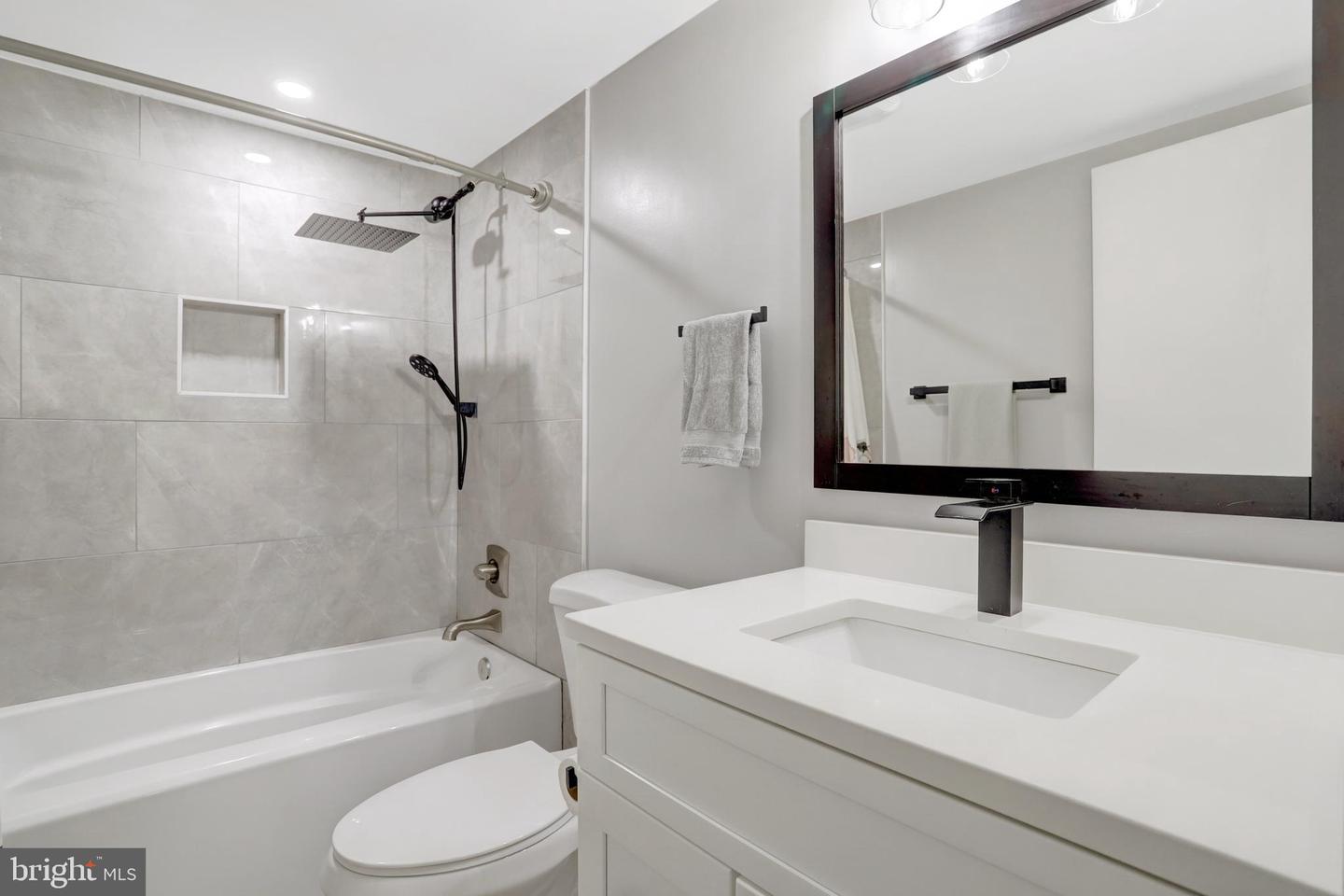 5418 INVERCHAPEL RD, SPRINGFIELD, Virginia 22151, 4 Bedrooms Bedrooms, ,3 BathroomsBathrooms,Residential,For sale,5418 INVERCHAPEL RD,VAFX2254392 MLS # VAFX2254392