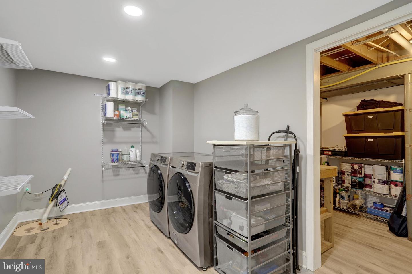 5418 INVERCHAPEL RD, SPRINGFIELD, Virginia 22151, 4 Bedrooms Bedrooms, ,3 BathroomsBathrooms,Residential,For sale,5418 INVERCHAPEL RD,VAFX2254392 MLS # VAFX2254392
