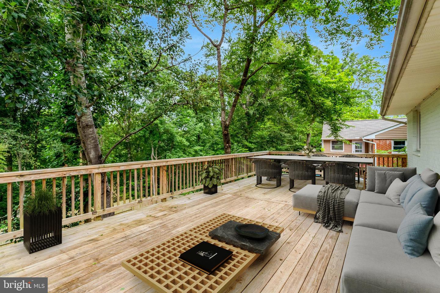 5418 INVERCHAPEL RD, SPRINGFIELD, Virginia 22151, 4 Bedrooms Bedrooms, ,3 BathroomsBathrooms,Residential,For sale,5418 INVERCHAPEL RD,VAFX2254392 MLS # VAFX2254392