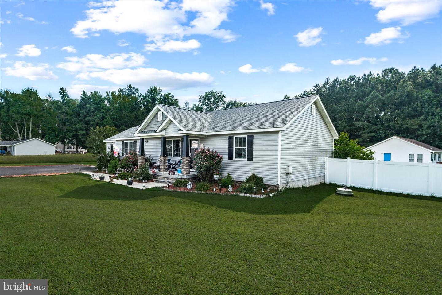 307 BEACON COURT, MONTROSS, Virginia 22520, 3 Bedrooms Bedrooms, ,2 BathroomsBathrooms,Residential,For sale,307 BEACON COURT,VAWE2009232 MLS # VAWE2009232