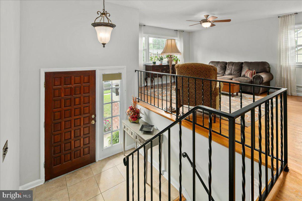 8600 CHERRY VALLEY LN, ALEXANDRIA, Virginia 22309, 4 Bedrooms Bedrooms, ,3 BathroomsBathrooms,Residential,For sale,8600 CHERRY VALLEY LN,VAFX2253324 MLS # VAFX2253324