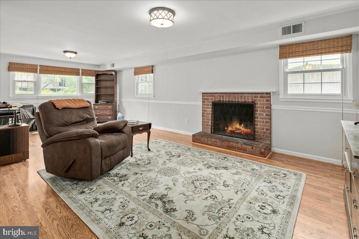 8600 CHERRY VALLEY LN, ALEXANDRIA, Virginia 22309, 4 Bedrooms Bedrooms, ,3 BathroomsBathrooms,Residential,For sale,8600 CHERRY VALLEY LN,VAFX2253324 MLS # VAFX2253324