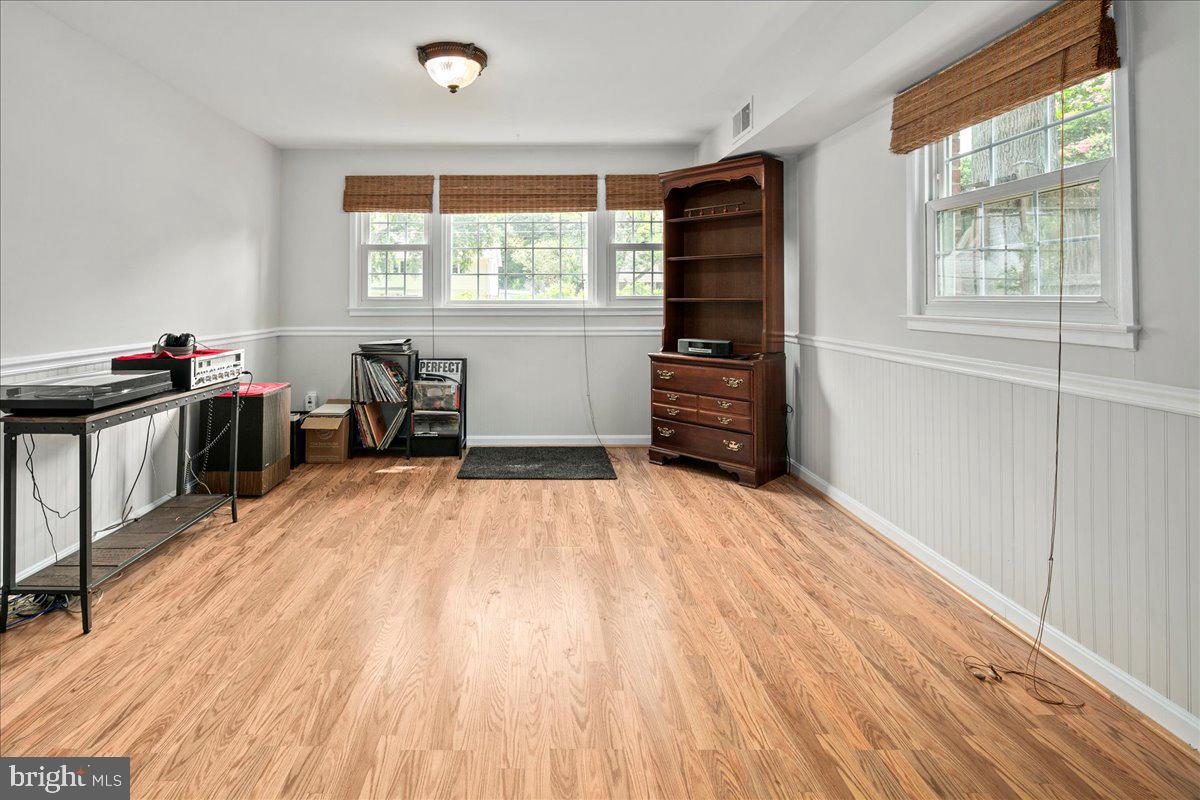 8600 CHERRY VALLEY LN, ALEXANDRIA, Virginia 22309, 4 Bedrooms Bedrooms, ,3 BathroomsBathrooms,Residential,For sale,8600 CHERRY VALLEY LN,VAFX2253324 MLS # VAFX2253324