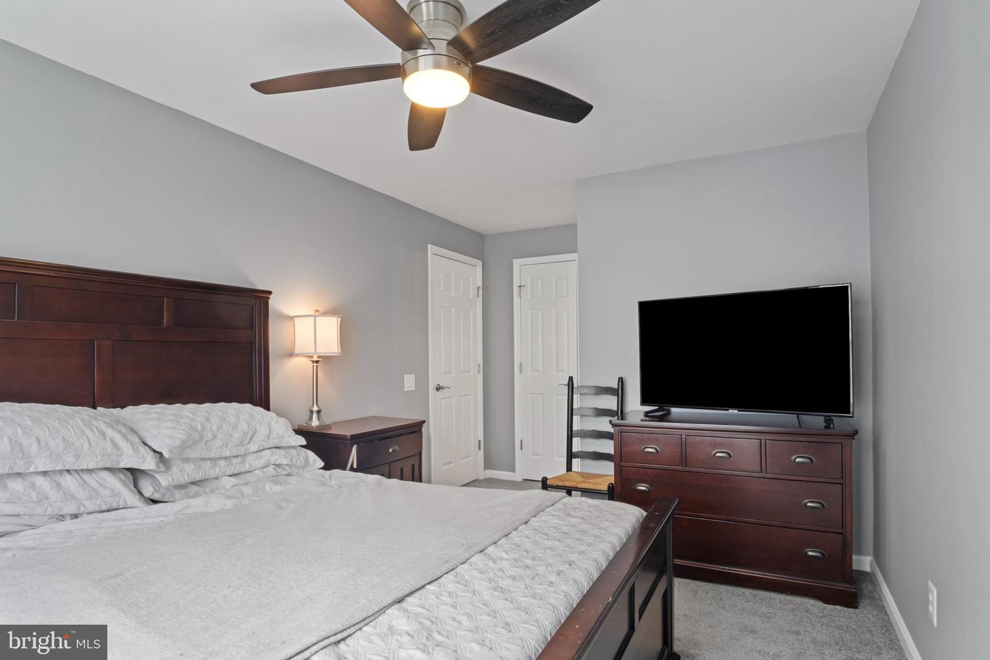 21845 BALDWIN SQ #201, STERLING, Virginia 20164, 2 Bedrooms Bedrooms, ,2 BathroomsBathrooms,Residential,For sale,21845 BALDWIN SQ #201,VALO2101194 MLS # VALO2101194