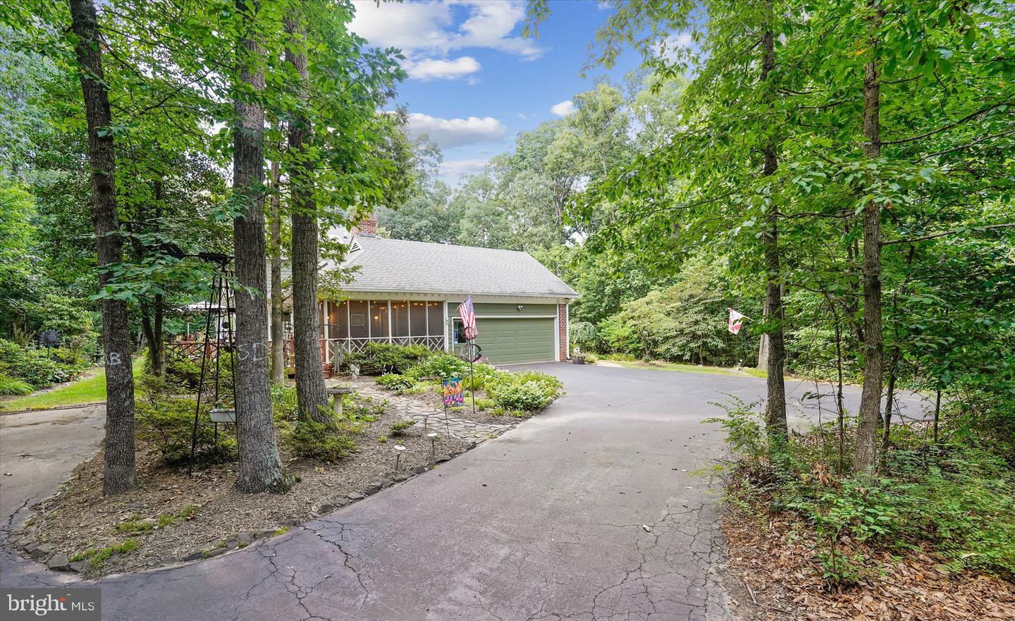 20561 WOODCOCK CT, LEESBURG, Virginia 20175, 4 Bedrooms Bedrooms, ,3 BathroomsBathrooms,Residential,For sale,20561 WOODCOCK CT,VALO2101212 MLS # VALO2101212