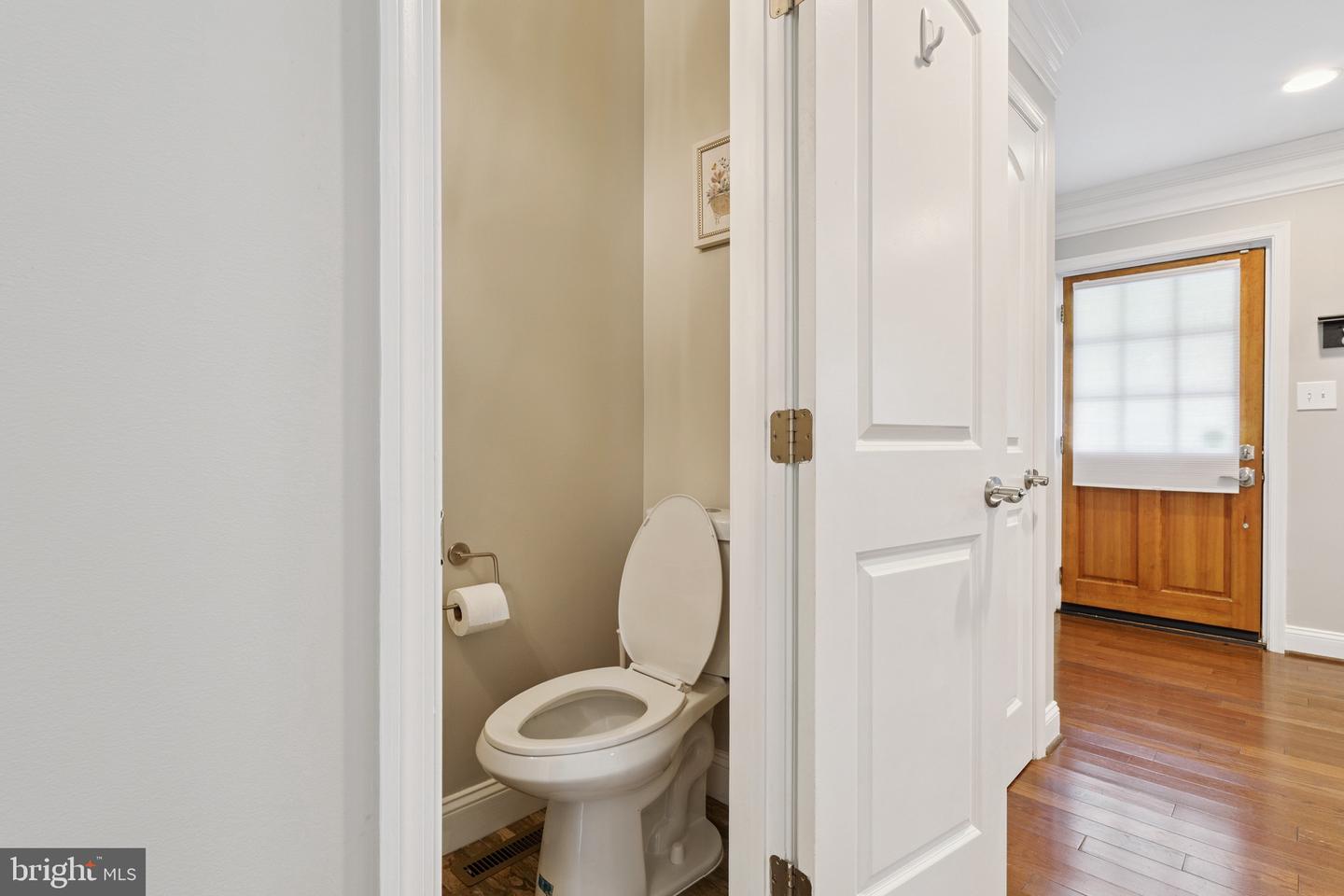 5411 2ND ST NW, WASHINGTON, District Of Columbia 20011, 3 Bedrooms Bedrooms, ,3 BathroomsBathrooms,Residential,For sale,5411 2ND ST NW,DCDC2209534 MLS # DCDC2209534